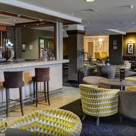 Cresta Court Hotel Altrincham Dış mekan fotoğraf
