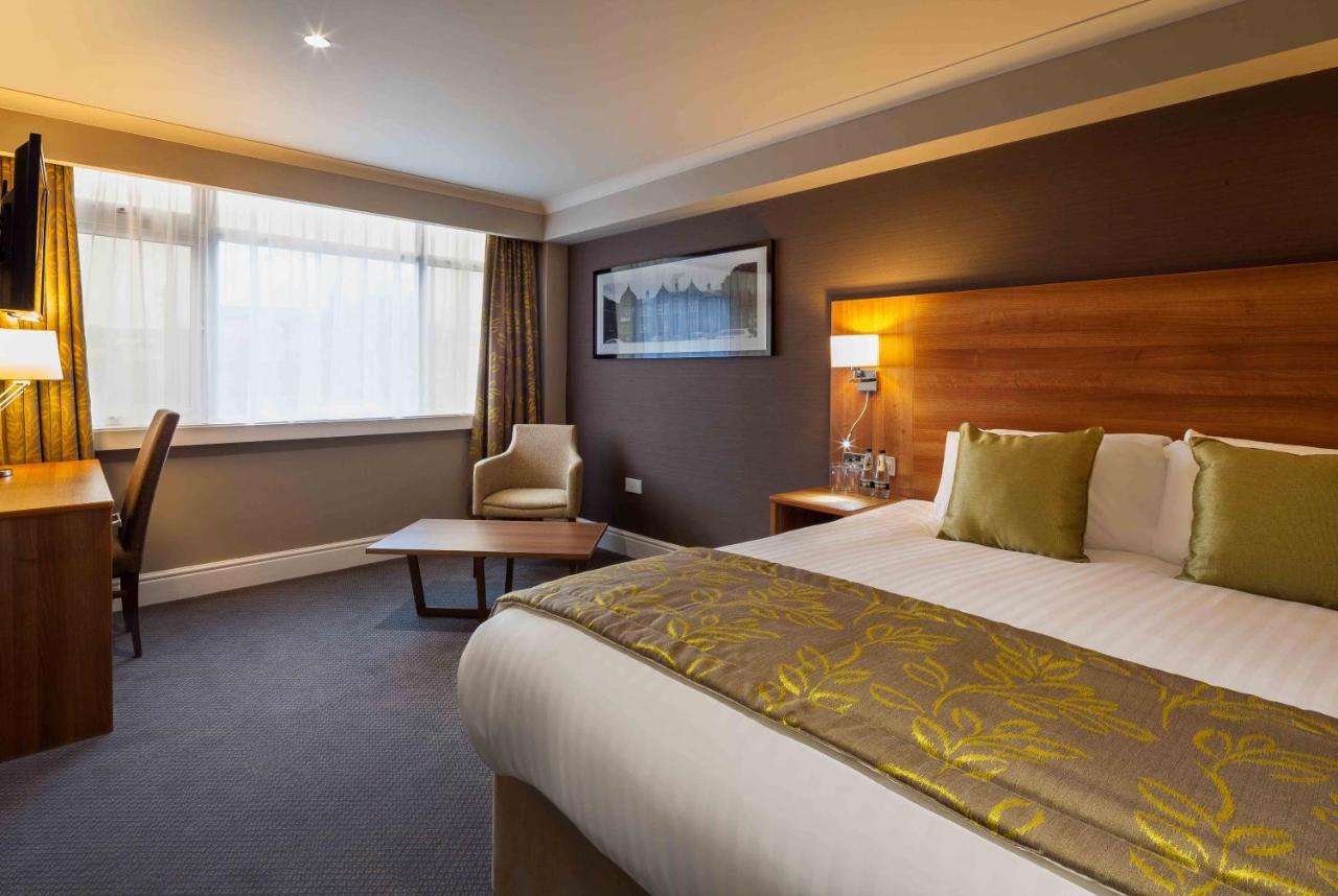 Cresta Court Hotel Altrincham Dış mekan fotoğraf