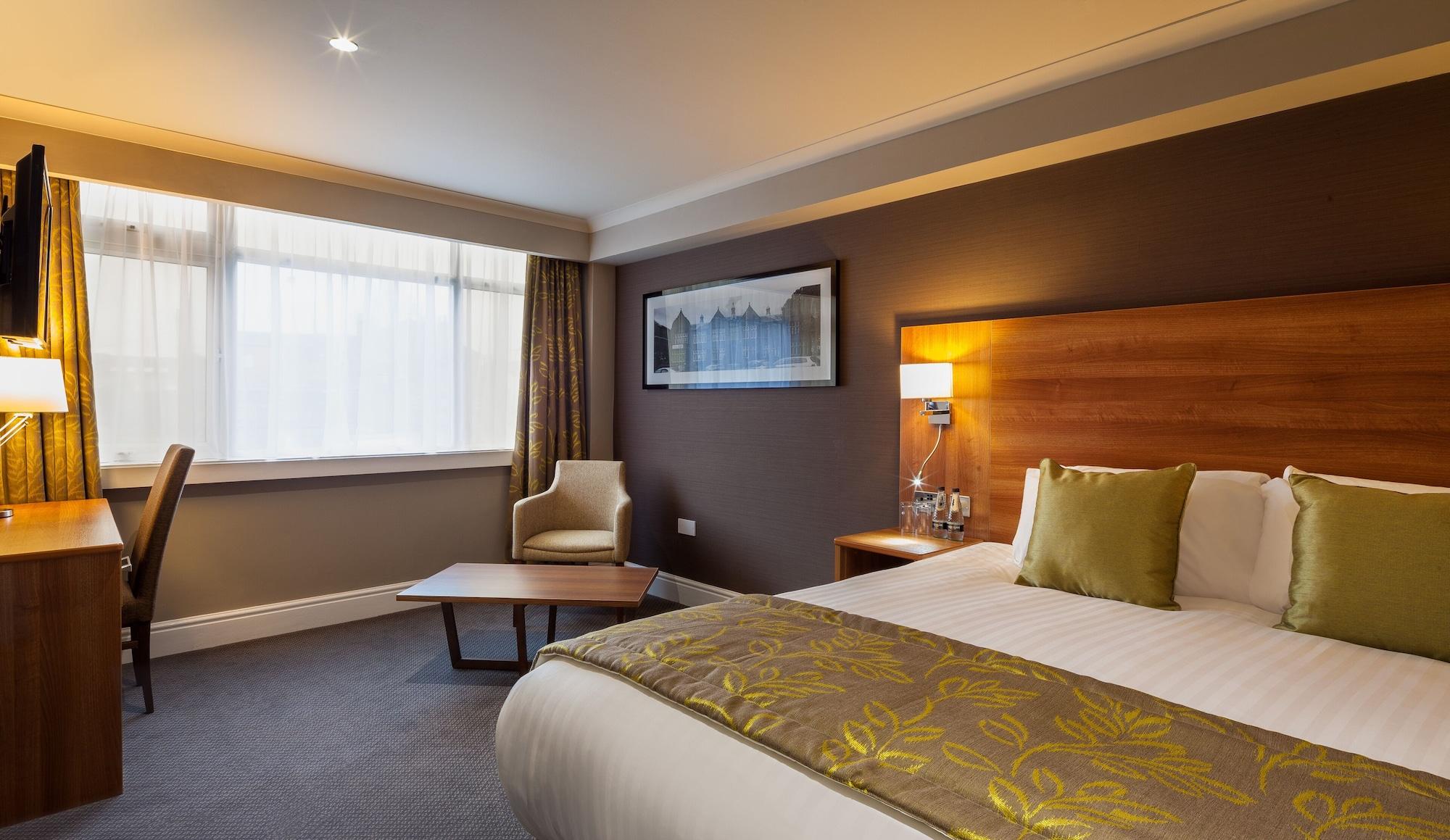 Cresta Court Hotel Altrincham Dış mekan fotoğraf