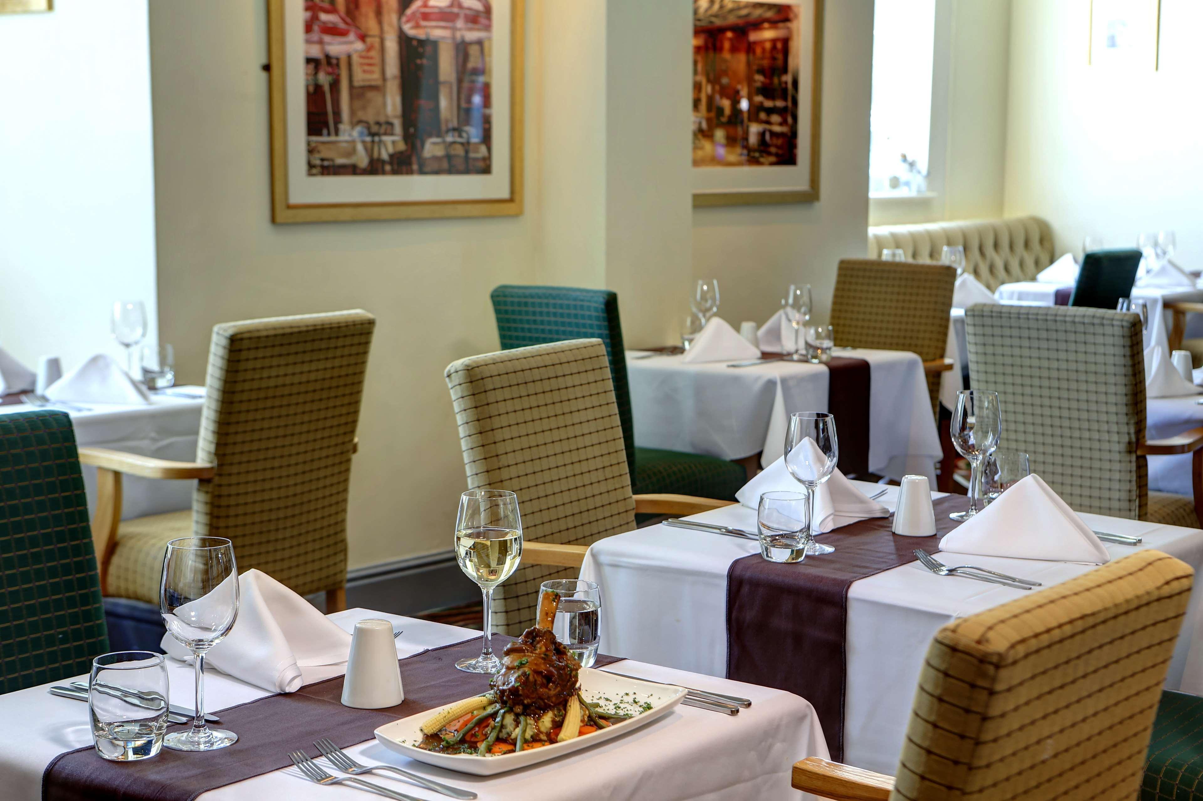Cresta Court Hotel Altrincham Dış mekan fotoğraf