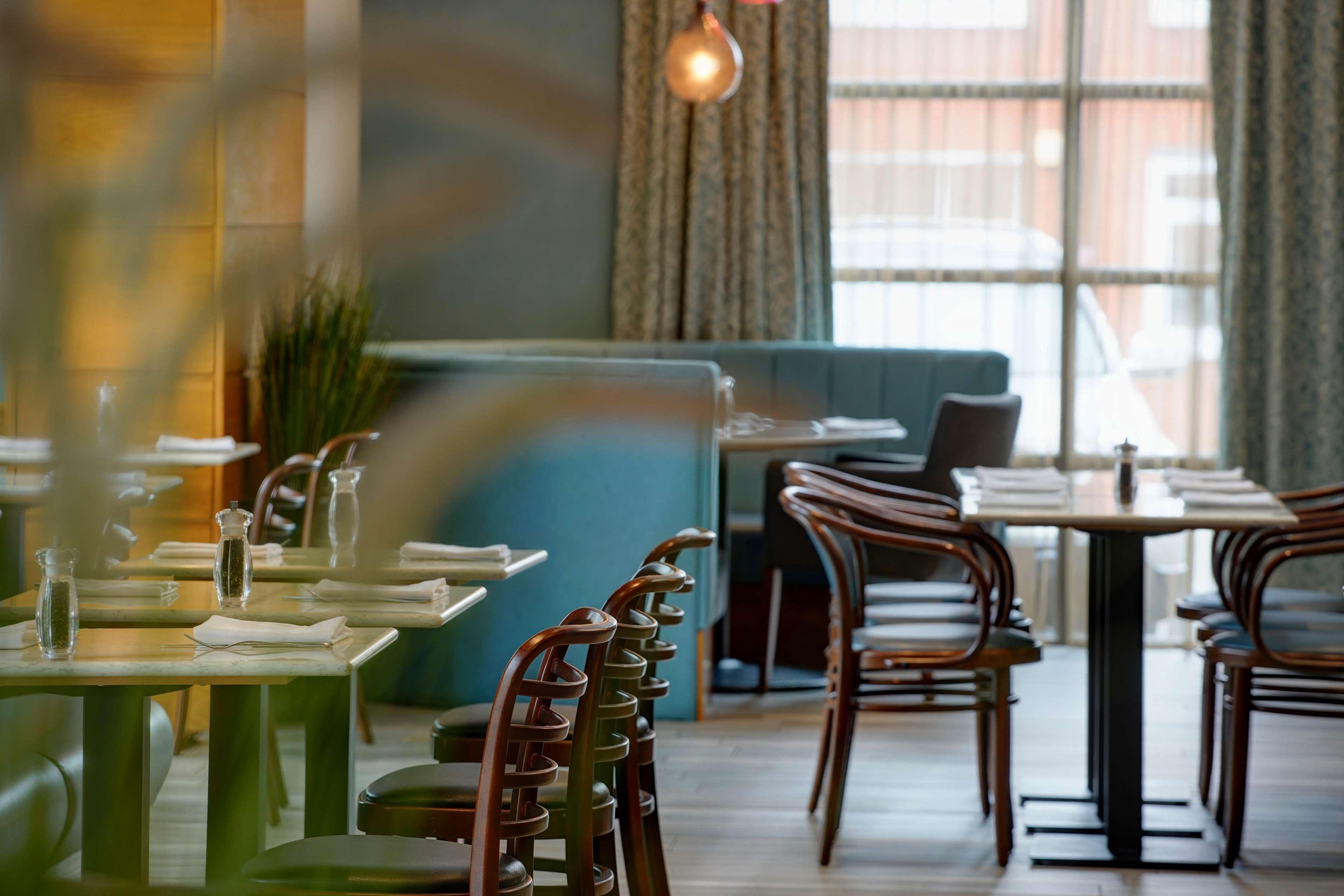 Cresta Court Hotel Altrincham Dış mekan fotoğraf