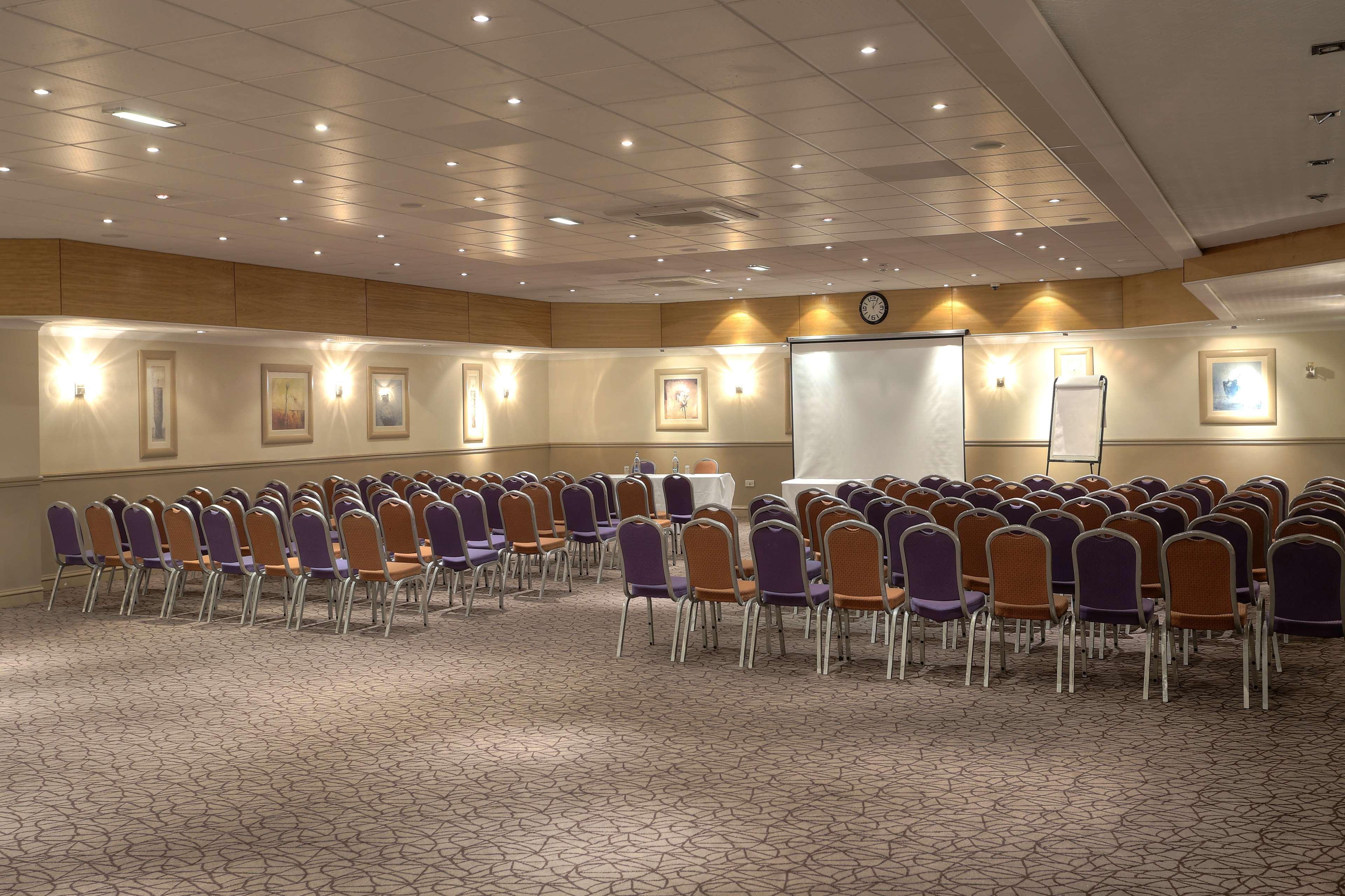Cresta Court Hotel Altrincham Dış mekan fotoğraf