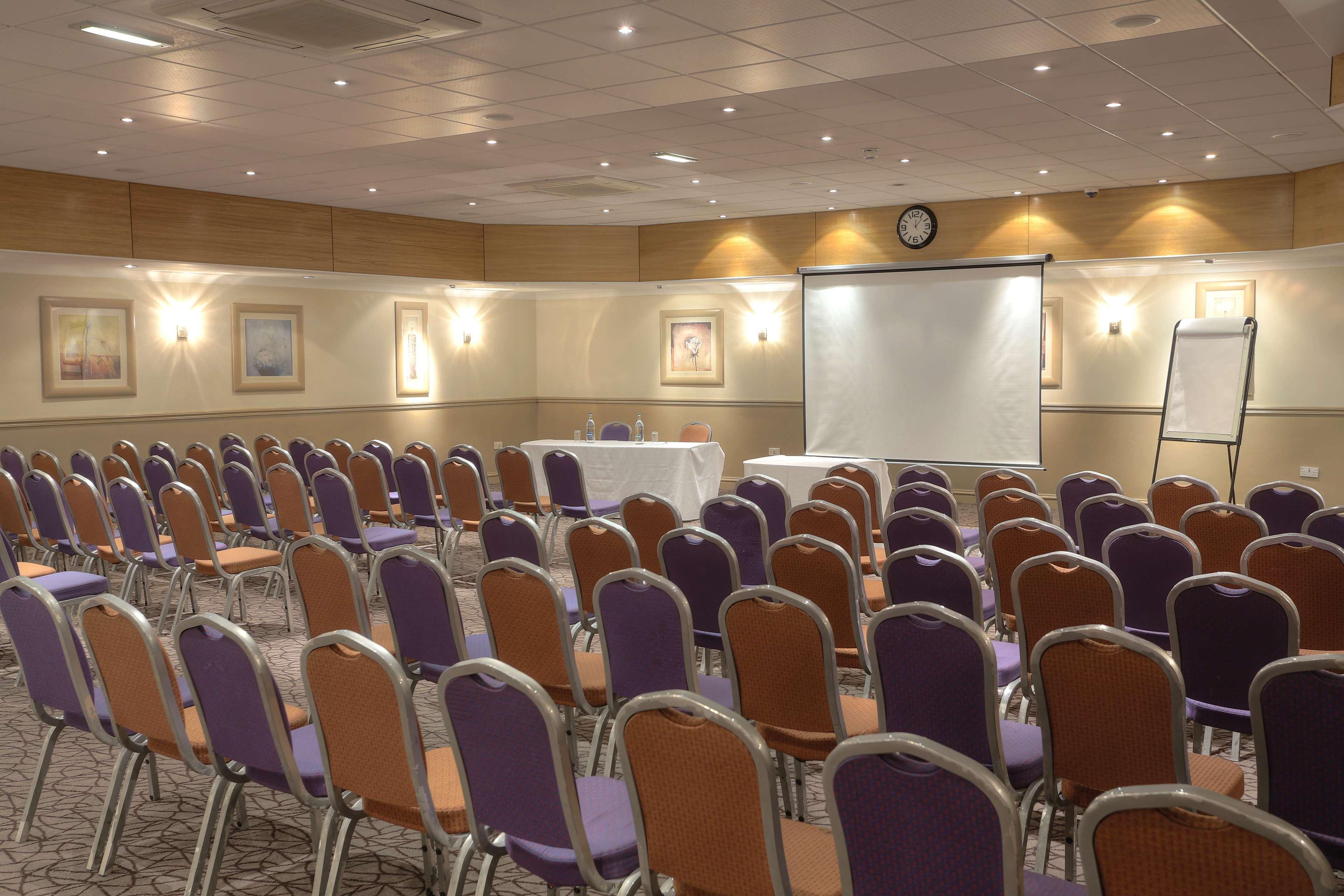 Cresta Court Hotel Altrincham Dış mekan fotoğraf