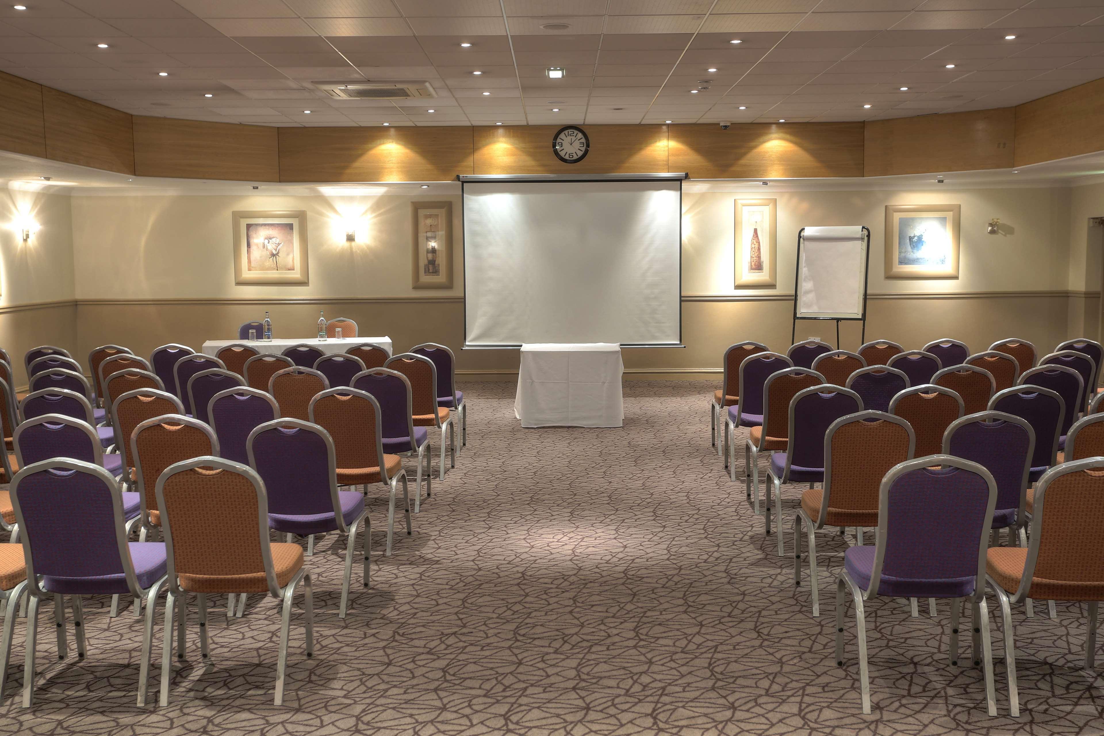 Cresta Court Hotel Altrincham Dış mekan fotoğraf