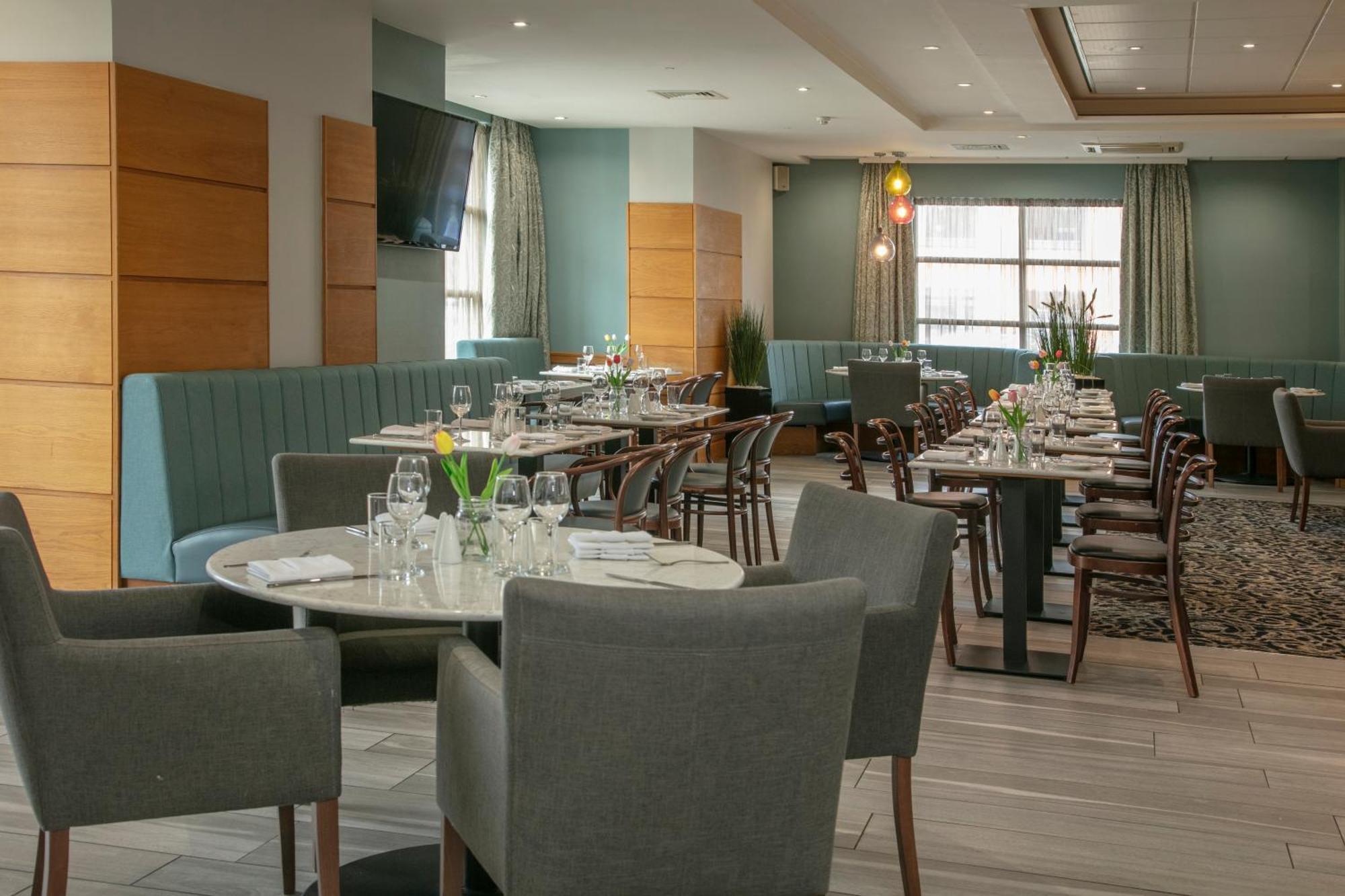 Cresta Court Hotel Altrincham Dış mekan fotoğraf